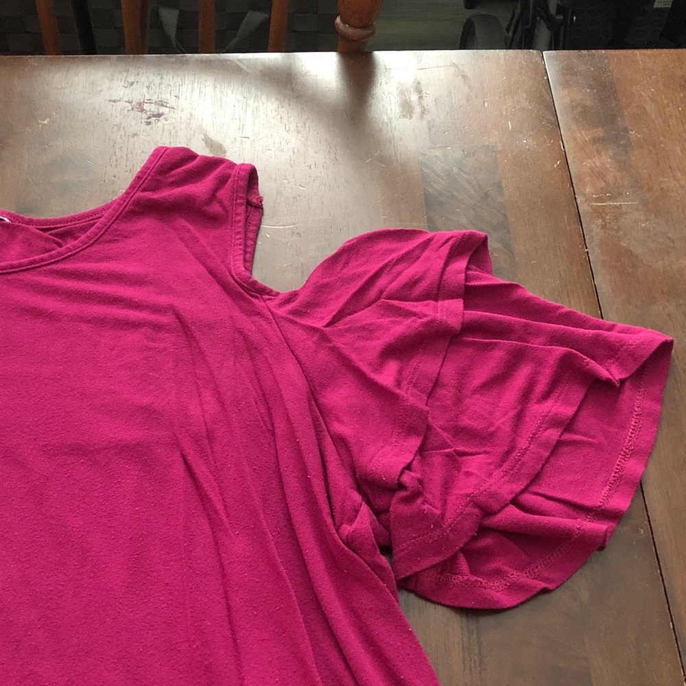 Cold-Shoulder Ruffle Sleeve Top - Picture 3 of 7
